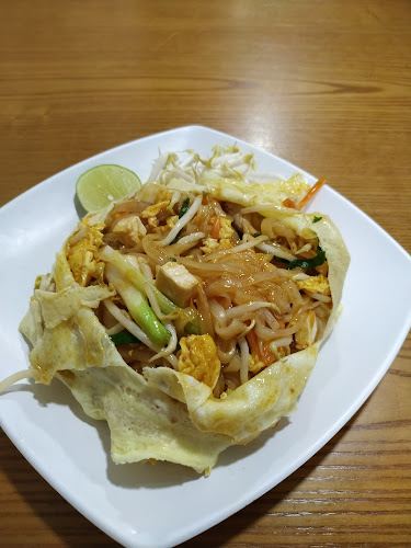 Mae Toi Mahasarakahm Thai restaurant - Hospitality and gastronomy