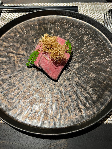 Opinii despre IRU DEN în Singapore - Hospitality and gastronomy