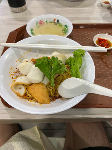 Da Wei Wang Fishball Noodle (Stall 12) - Hospitality and gastronomy