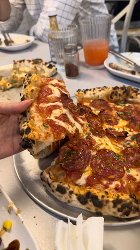 Gusta Sourdough Pizza Co.