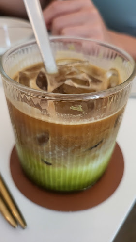 Hello Arigato Everton Park - Singapore