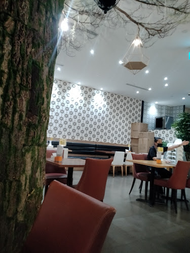 604 Sembawang Rd, B1-08/09 Sembawang Shopping Centre, Singapore 758459