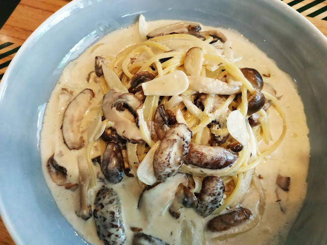 JP Pepperdine - Hospitality and gastronomy