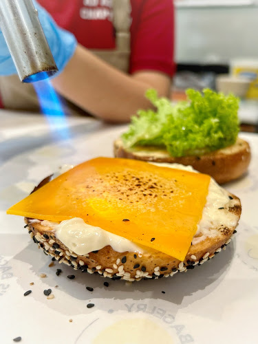 Keen's Bagelry - Singapore