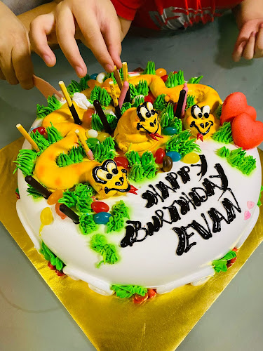 Chang Wang Cake Shop - Hospitality and gastronomy