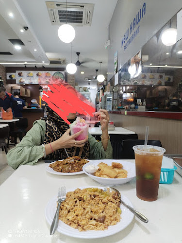 54 Changi Rd, Singapore 419708