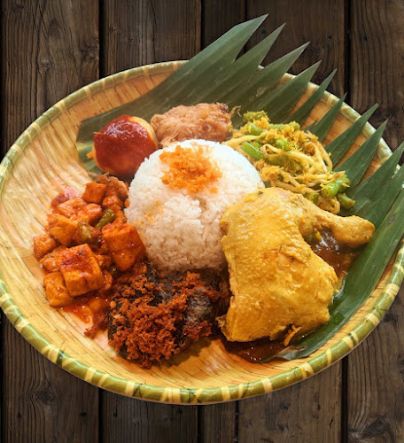 Opinii despre Raden Lina Nasi Padang @ West Plaza Pasir Ris (Koufu FoodCourt) în Singapore - Hospitality and gastronomy