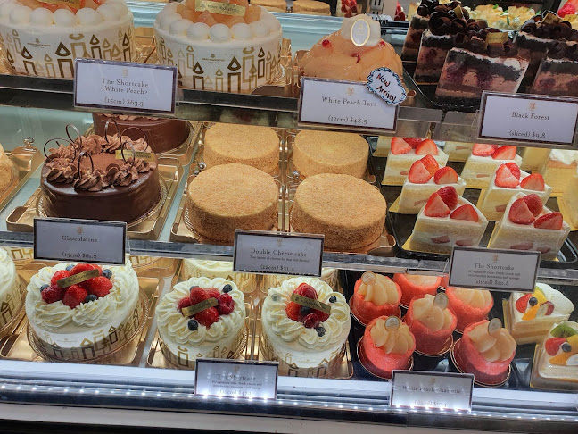 Henri Charpentier - Singapore