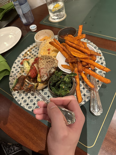 Cultivate Cafe - Singapore