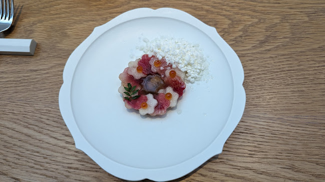 Opinii despre Restaurant Born în Singapore - Hospitality and gastronomy