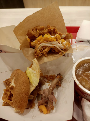 Opinii despre KFC Anchorpoint în Singapore - Hospitality and gastronomy