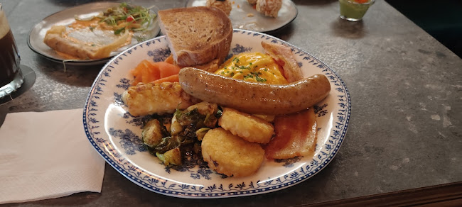 Symmetry - Singapore