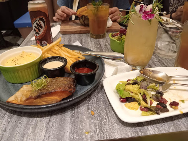 1 Pasir Ris Central St 3, #02-01/02/03, Singapore 518457