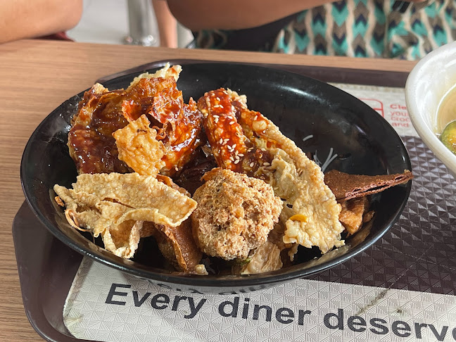 Comentarii opinii despre Xi Xiang Feng Yong Tau Foo 喜相逢