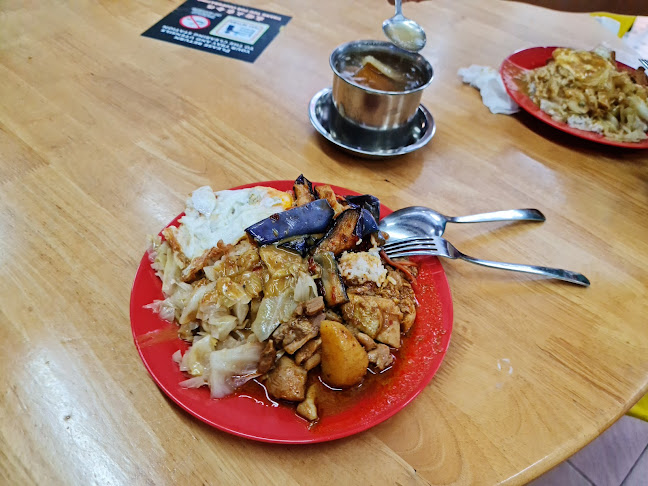 Opinii despre Beach Road Scissors Cut Curry Rice - Bishan în Singapore - Hospitality and gastronomy