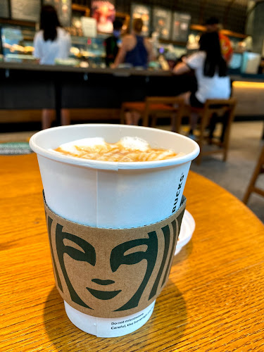 Starbucks Zhongshan Mall - Singapore