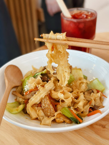 Opinii despre Lilac Oak | Vegan Café & Bakes în Singapore - Hospitality and gastronomy