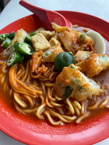 Yi Shou Vegetarian (益寿） - Hospitality and gastronomy