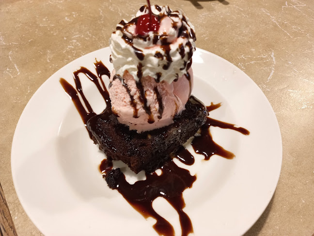 Buddy Hoagies Café & Grill (Waterway Point) - Singapore