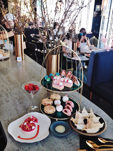 2am: dessertbar - Hospitality and gastronomy