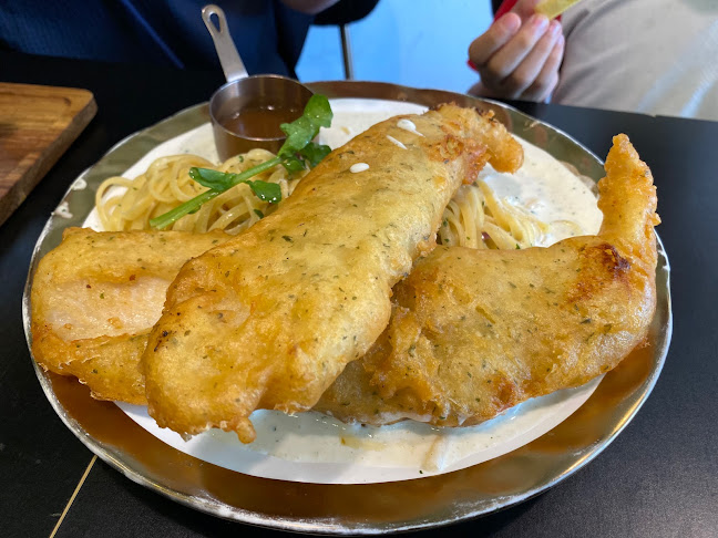 18 Yishun Ave 9, #01-02 Junction Nine, Singapore 768897