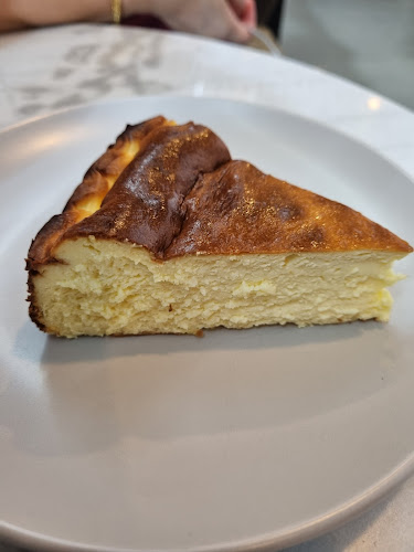 11 Sin Ming Rd, #B3-09 10), Thomson V TWO, Singapore 575629