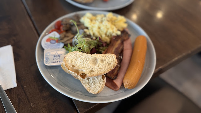 10 Airport Boulevard Changi Airport, Departure Public Area, Terminal 4, 819665