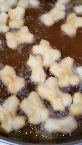 You Zha Kueh - Hospitality and gastronomy