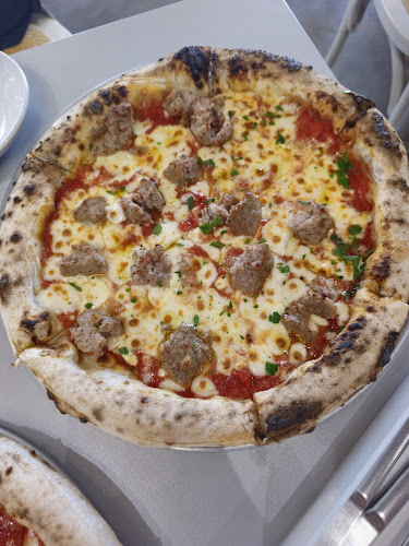 Gusta Sourdough Pizza Co. - Singapore