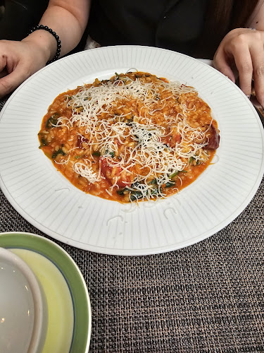 Comentarii opinii despre No Menu Restaurant