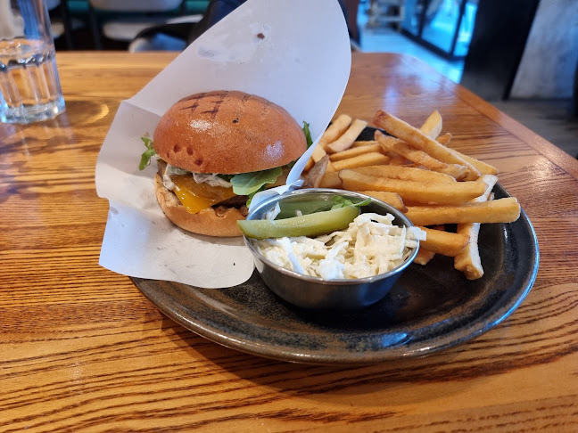 Comentarii opinii despre Brewerkz One Fullerton