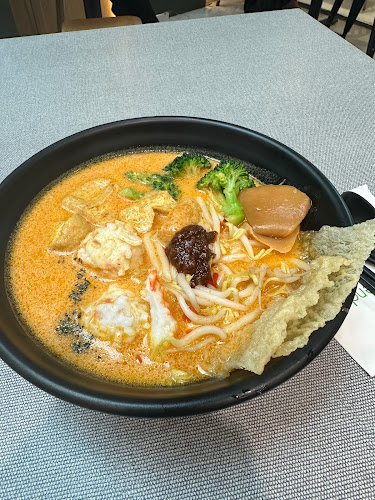 3 Gateway Dr, #01-06 Westgate, Singapore 608531