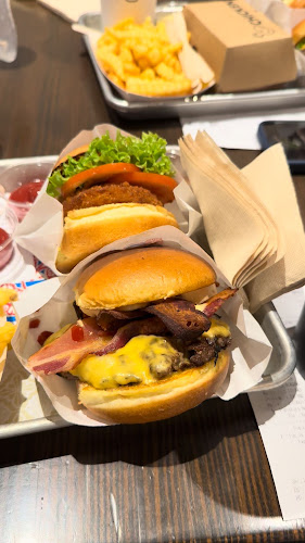 Shake Shack 89 Neil Road