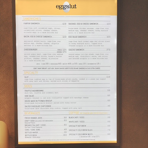 Opinii despre Eggslut Scotts Square în Singapore - Hospitality and gastronomy