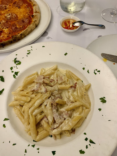 400 E Coast Rd, Singapore 428996