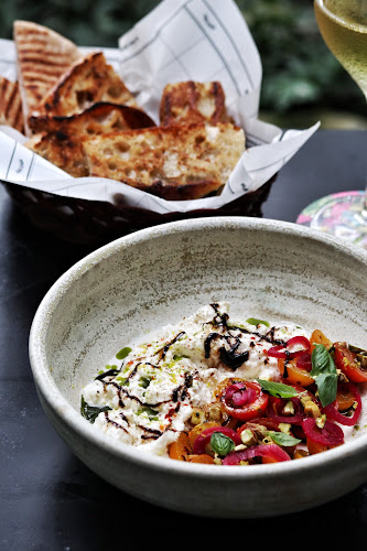 Drunken Farmer Wine Online - Hospitality and gastronomy