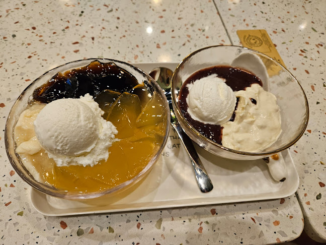 Opinii despre Meow Dessert în Singapore - Hospitality and gastronomy