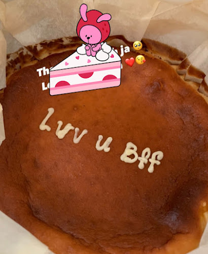 Comentarii opinii despre Whyzee | Birthday Cake Delivery Singapore