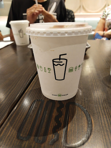 Comentarii opinii despre Shake Shack 89 Neil Road