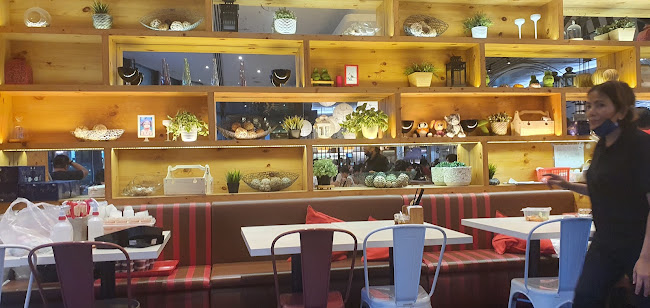 So Pho (Waterway Point) - Hospitality and gastronomy