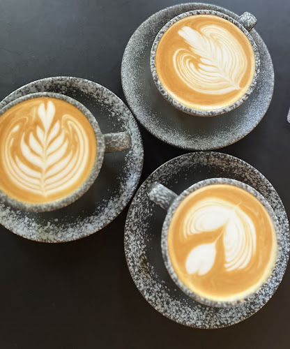 Comentarii opinii despre Little Rogue Coffee