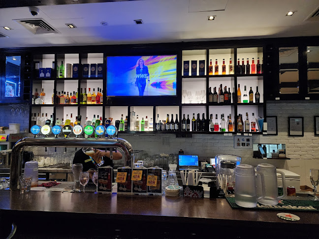 Opinii despre Harry's Tampines în Singapore - Hospitality and gastronomy