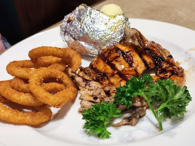 Buddy Hoagies Café & Grill (Waterway Point)