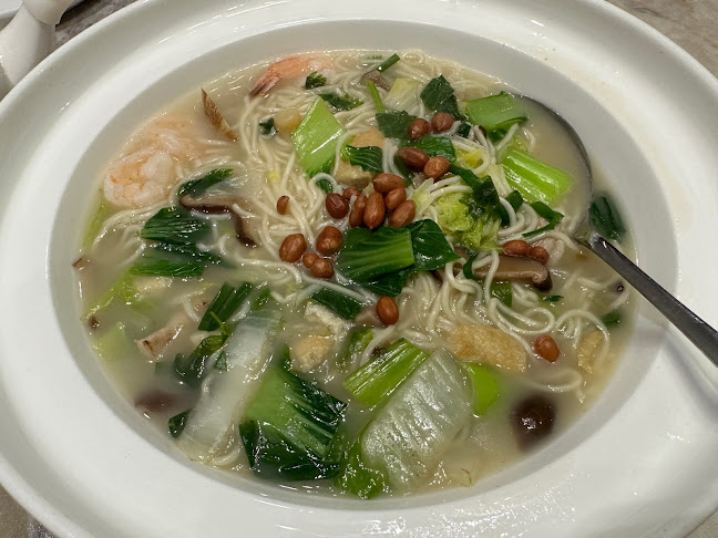 Blk 377 Hougang St. 32, #02-04 Hougang Rivercourt, Singapore 530377