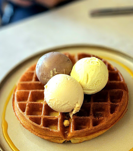 15-2 Jln Riang, Singapore 358987