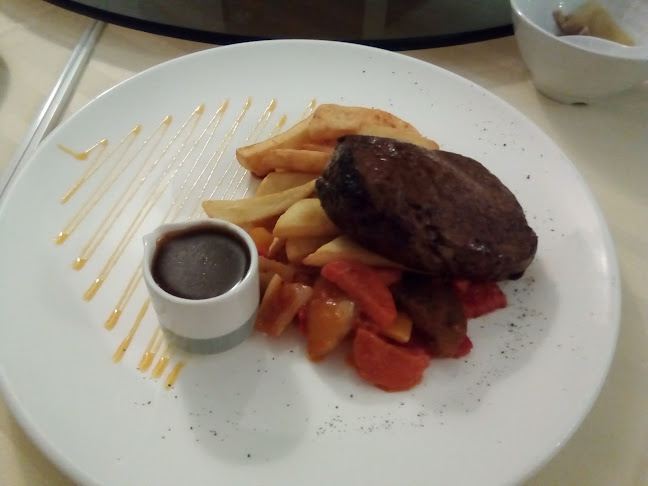 Comentarii opinii despre Beaulieu House (Sembawang Seafood Paradise)