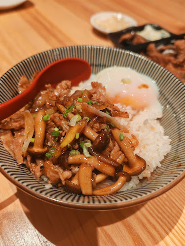 Sushi Zanmai Raffles Holland V