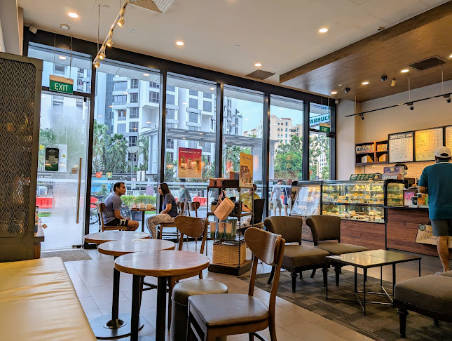 Comentarii opinii despre Starbucks HillV2