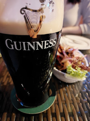 georges MADBar & Grill - Singapore