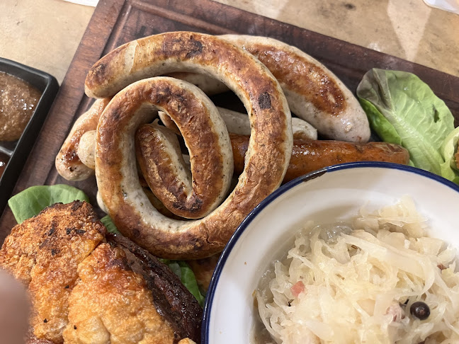 1 HarbourFront Walk, #01-149 VivoCity, Singapore 098585